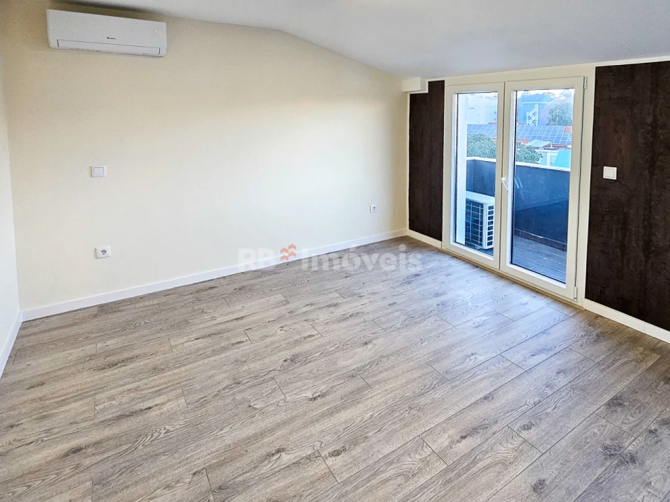 Apartamento T4 para Venda em Fatima Foto 20