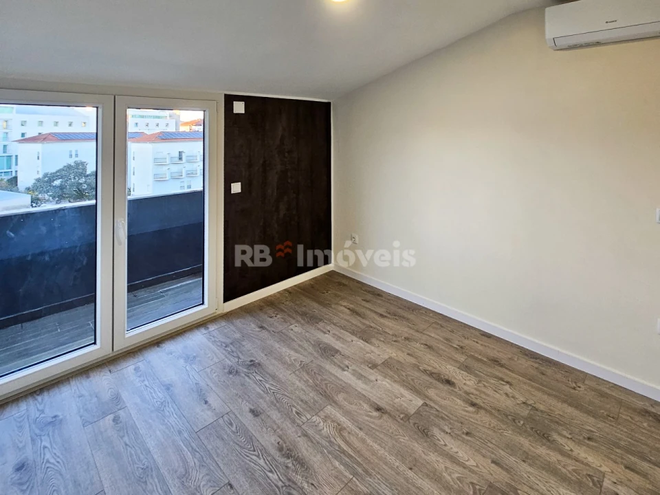 Apartamento T4 para Venda em Fatima Foto 25