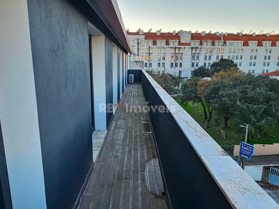 Apartamento T4 para Venda em Fatima Foto 29