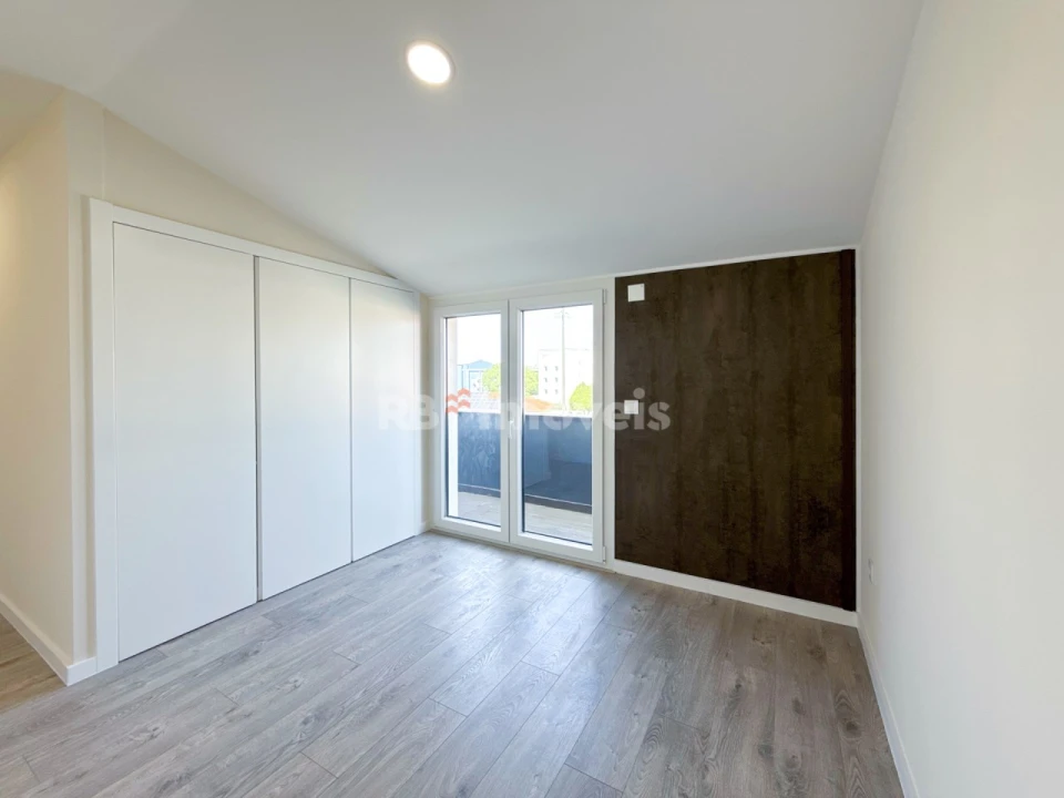 Apartamento T4 para Venda em Fatima Foto 16