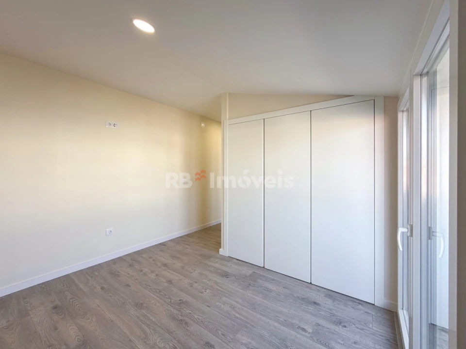 Apartamento T4 para Venda em Fatima Foto 17