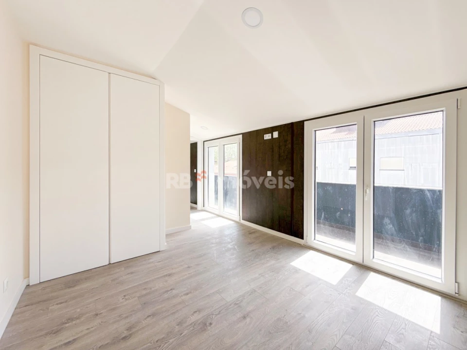 Apartamento T4 para Venda em Fatima Foto 9