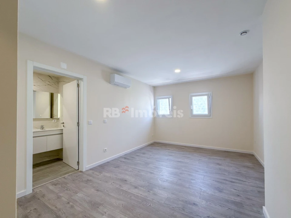 Apartamento T4 para Venda em Fatima Foto 12