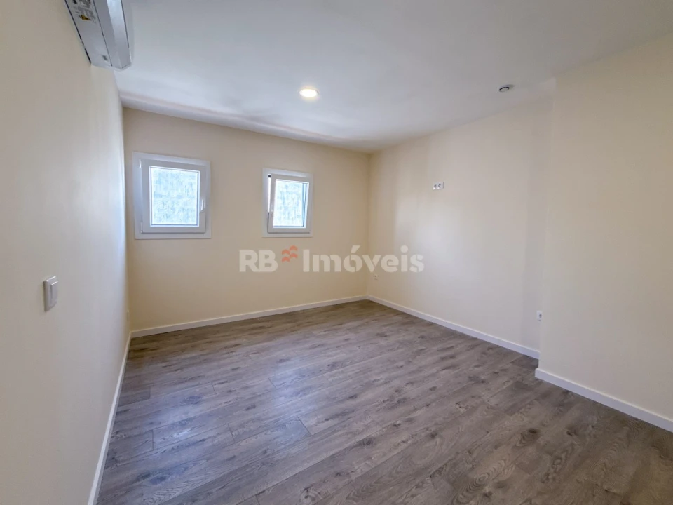 Apartamento T4 para Venda em Fatima Foto 13