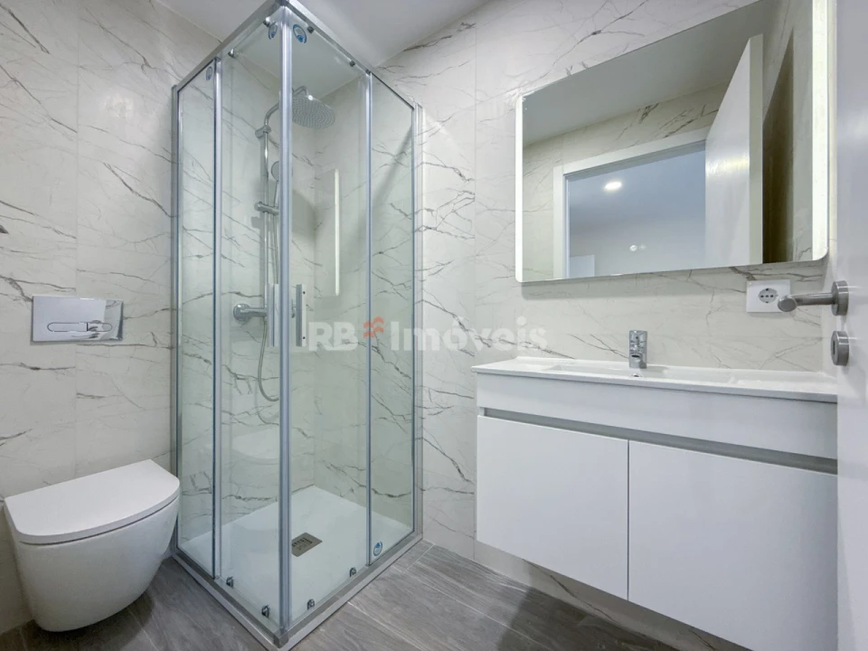 Apartamento T4 para Venda em Fatima Foto 15