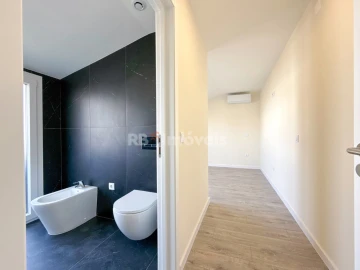 Apartamento T4 para Venda em Fatima