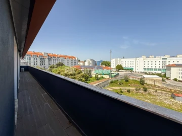 Apartamento T4 para Venda em Fatima