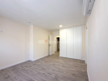 Apartamento T4 para Venda em Fatima