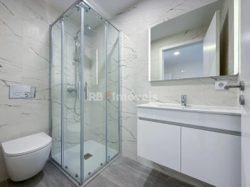 Apartamento T4 para Venda em Fatima