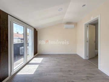 Apartamento T4 para Venda em Fatima