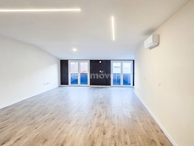 Apartamento T4 para Venda em Fatima Foto 3