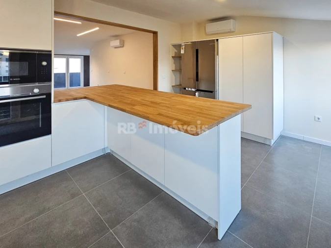 Apartamento T4 para Venda em Fatima Foto 9