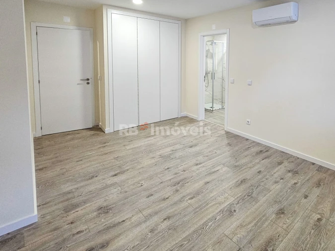 Apartamento T4 para Venda em Fatima Foto 18