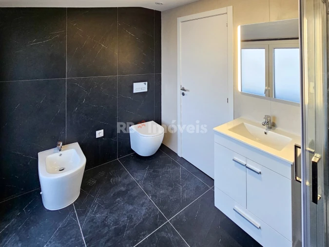 Apartamento T4 para Venda em Fatima Foto 24