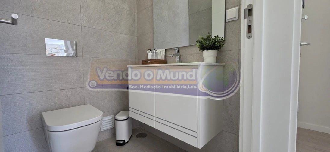 Apartamento T3 para Venda em Póvoa de Santa Iria e Forte da Casa Foto 17