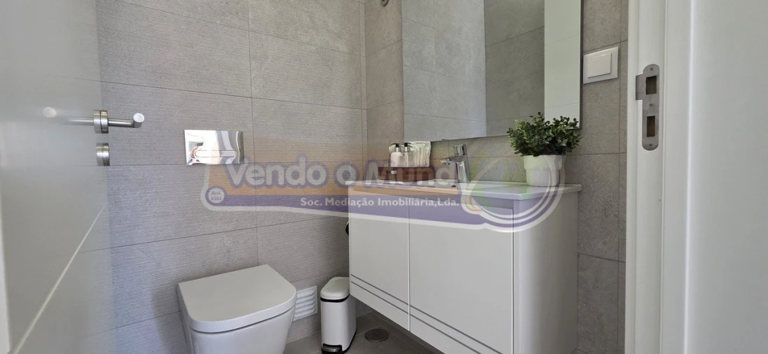 Apartamento T3 para Venda em Póvoa de Santa Iria e Forte da Casa Foto 18