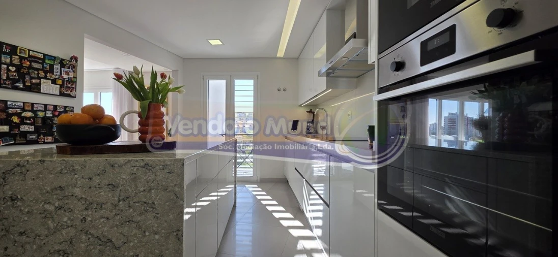 Apartamento T3 para Venda em Póvoa de Santa Iria e Forte da Casa Foto 13