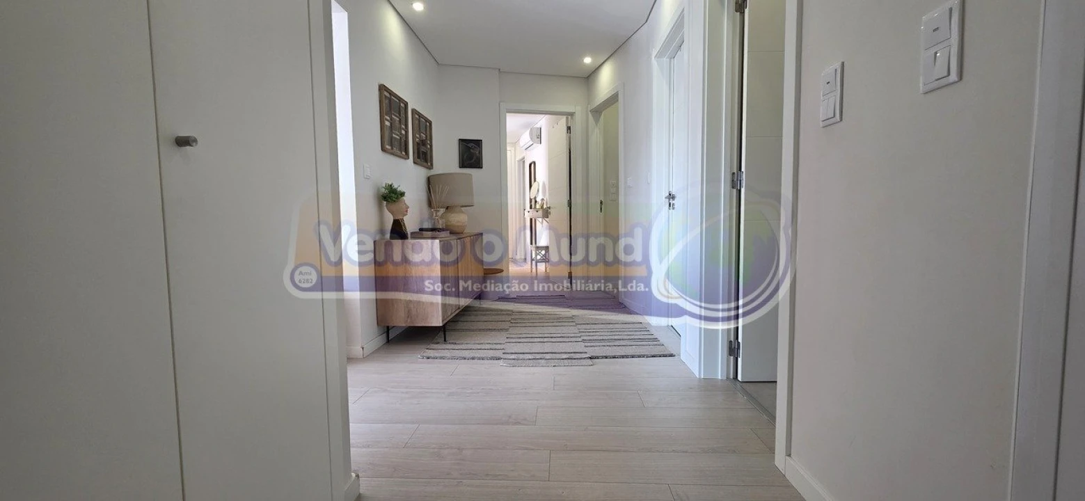 Apartamento T3 para Venda em Póvoa de Santa Iria e Forte da Casa Foto 16