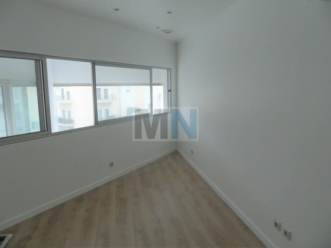 Loja para Arrendamento em São Martinho do Bispo e Ribeira de Frades Foto 7