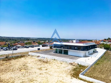Loja para Venda em Pelariga