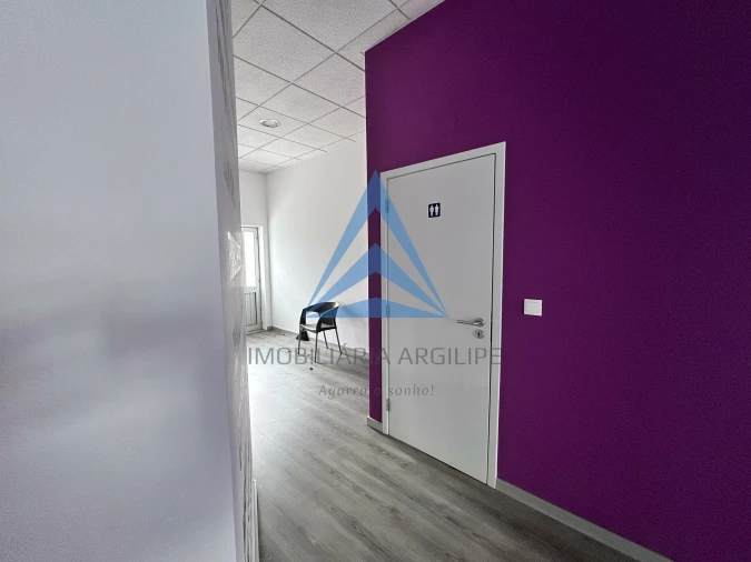Loja para Arrendamento em Pombal Foto 17