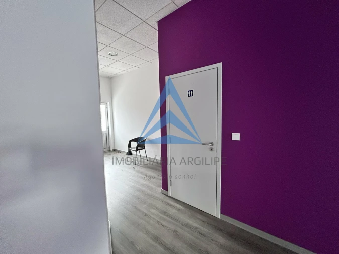 Loja para Arrendamento em Pombal