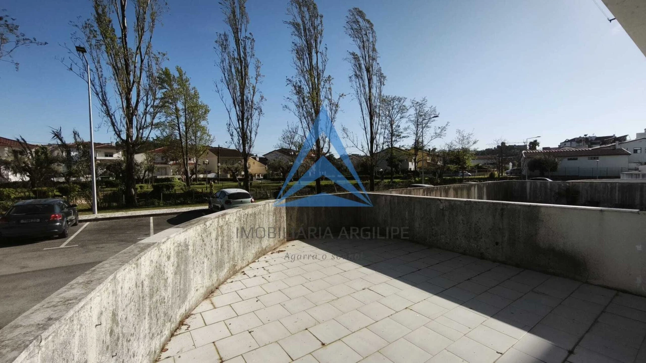 Loja para Arrendamento em Pombal Foto 8