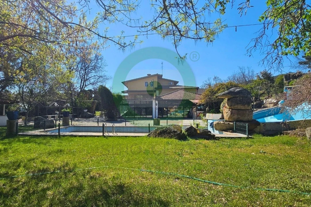 Quinta T0 para Venda em Santa Cruz/Trindade e Sanjurge Foto 5