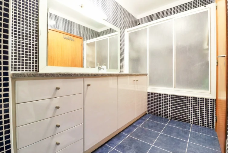 Apartamento T2 para Venda em Custóias, Leça do Balio e Guifões Foto 11