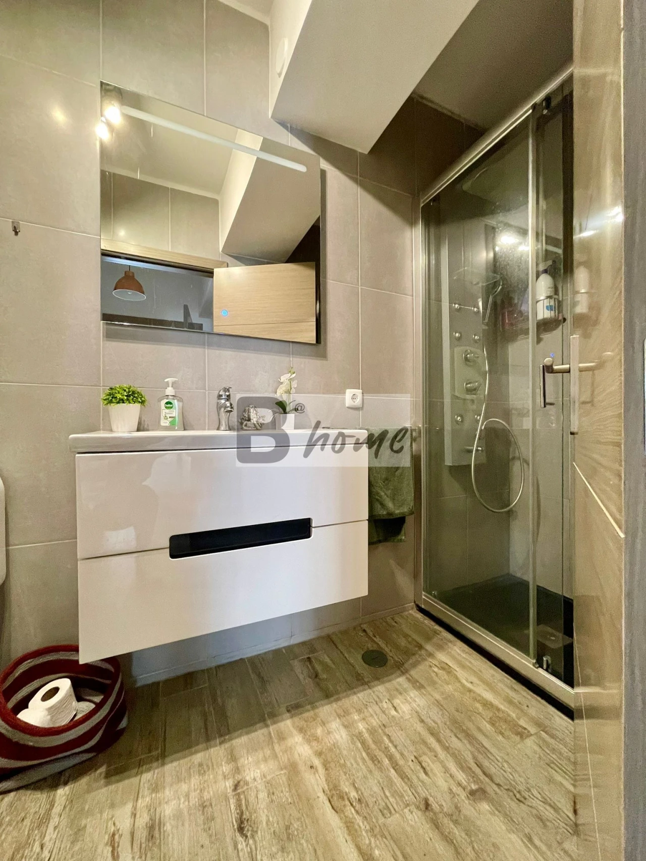 Moradia T5 para Venda em Charneca de Caparica e Sobreda Foto 14