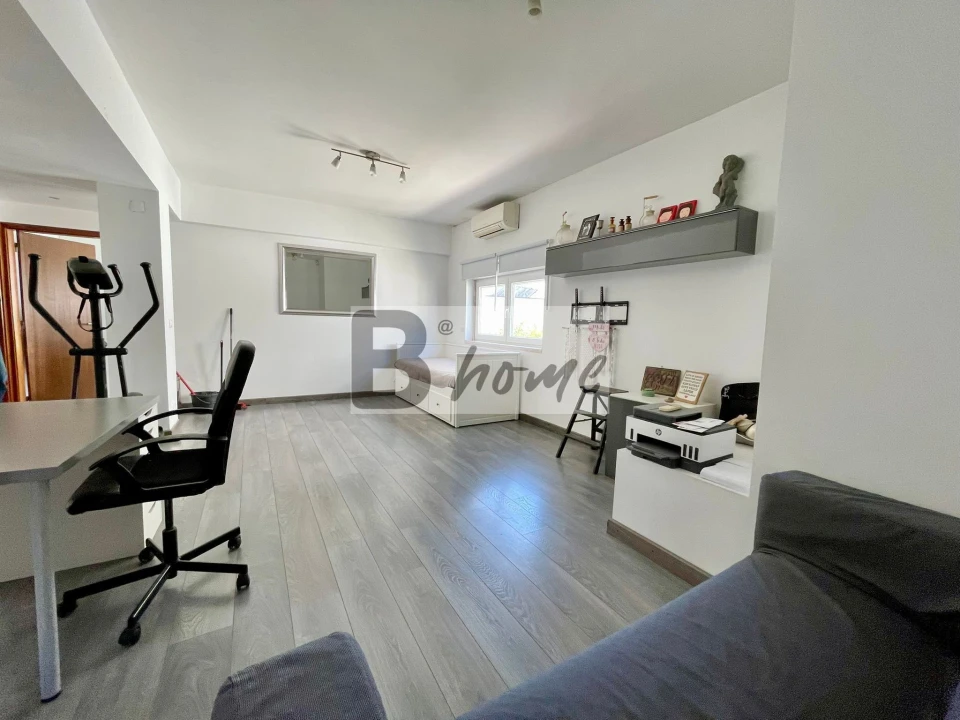 Moradia T5 para Venda em Charneca de Caparica e Sobreda Foto 15