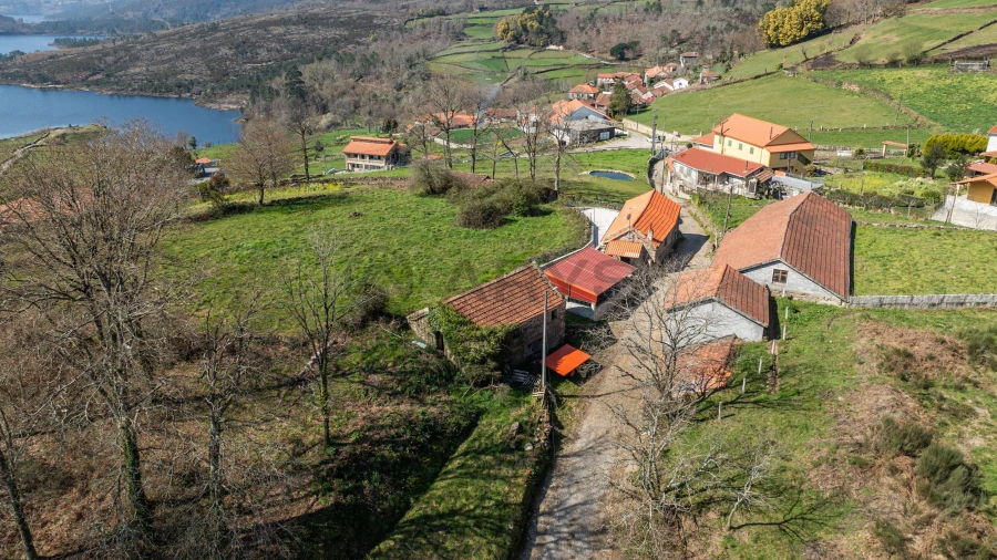 Terreno para Venda em Reigoso Foto 7