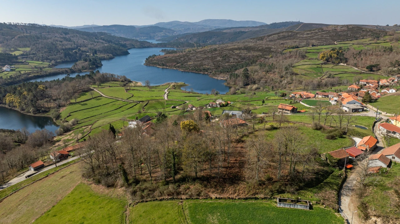 Terreno para Venda em Reigoso Foto 12