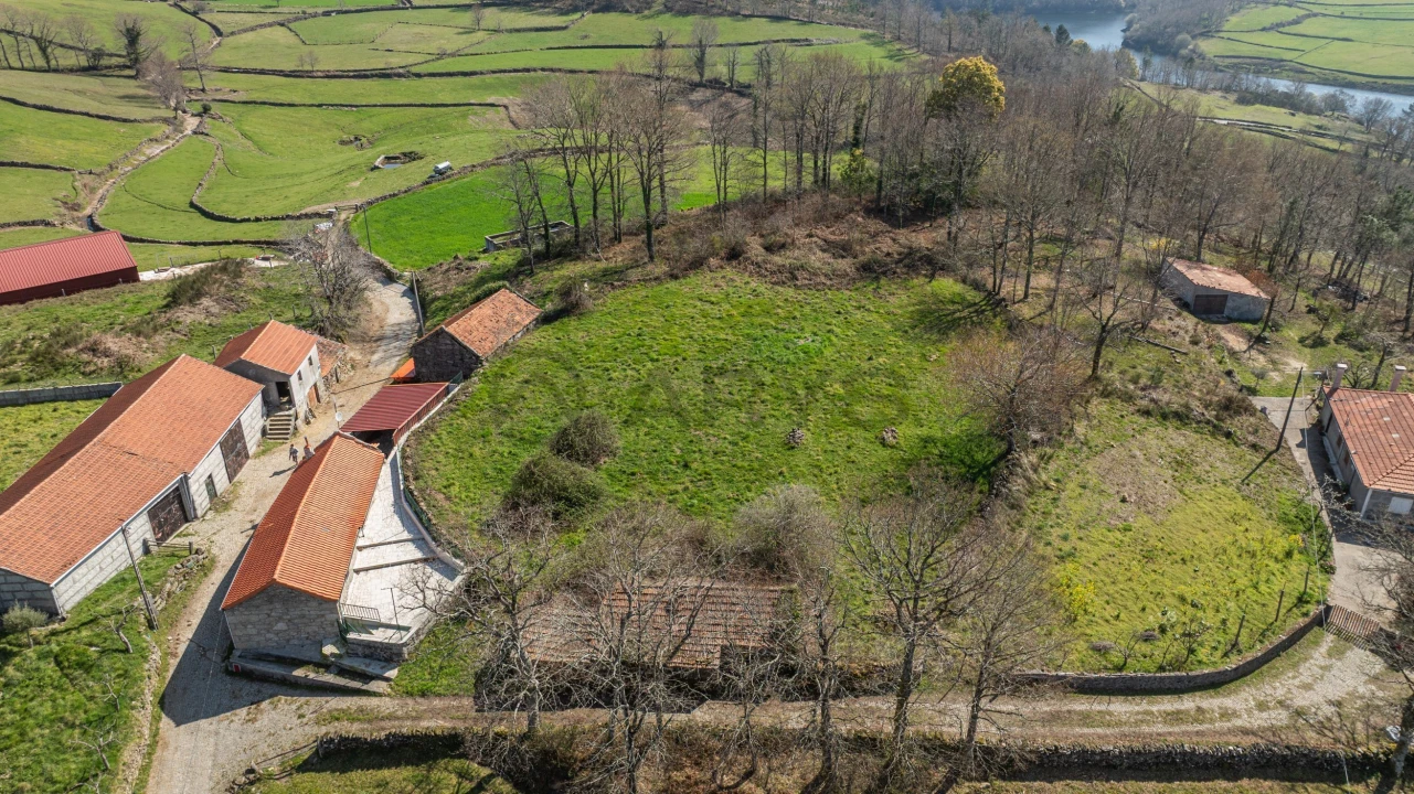 Terreno para Venda em Reigoso Foto 4