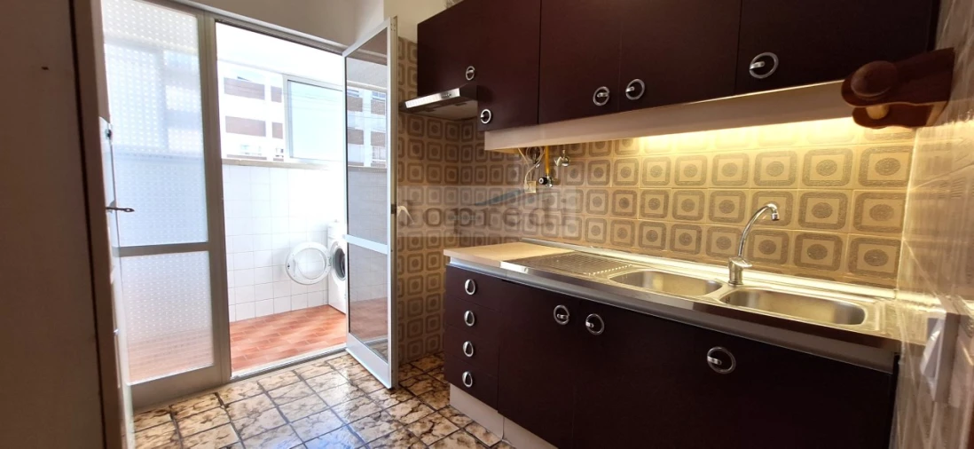 Apartamento T1 para Arrendamento em Oeiras e São Julião da Barra, Paço de Arcos e Caxias Foto 3