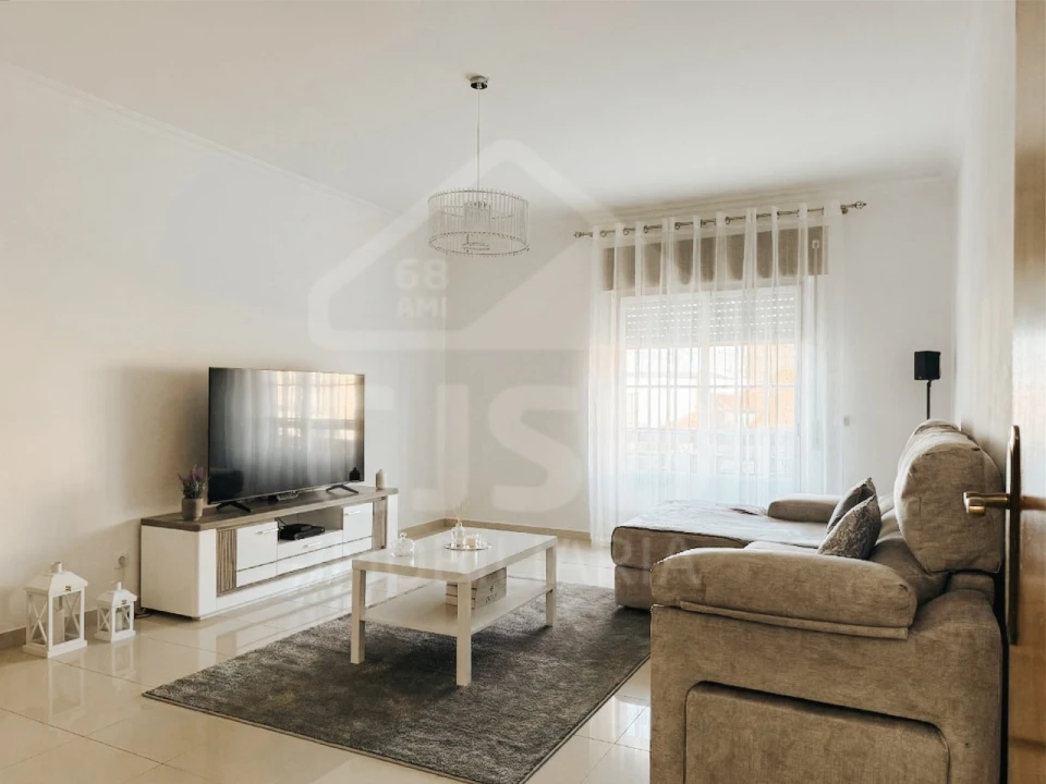 Apartamento T3 para Venda em Benavente Foto 2