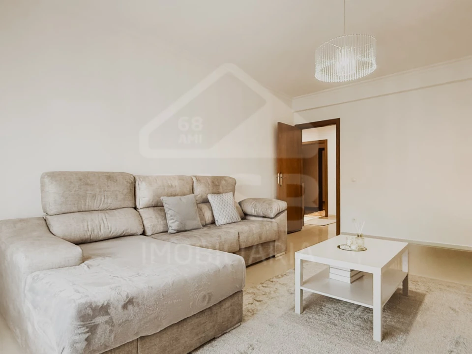 Apartamento T3 para Venda em Benavente Foto 3