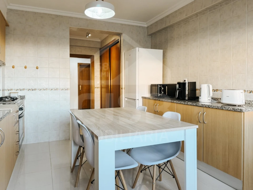 Apartamento T3 para Venda em Benavente Foto 9