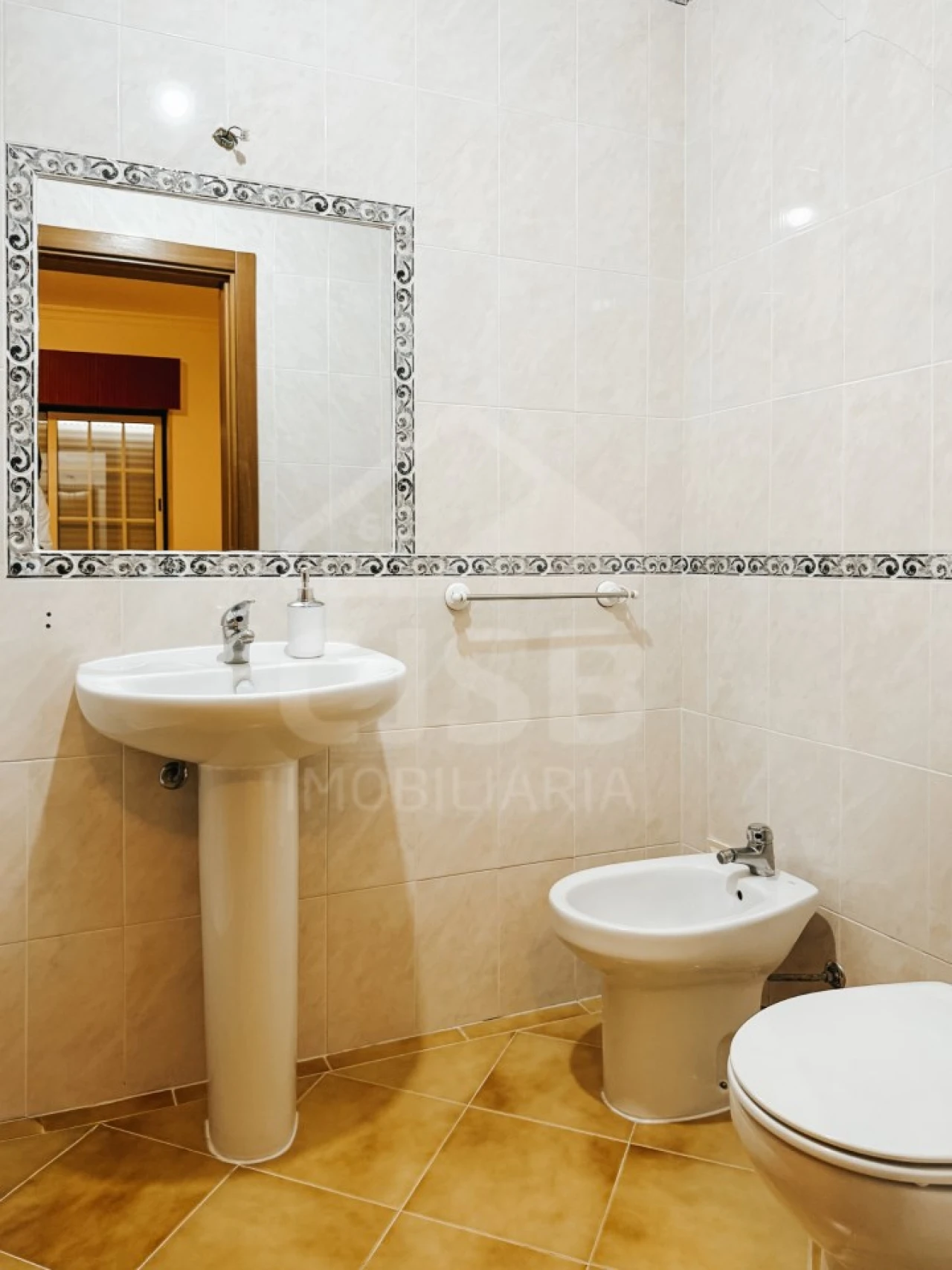 Apartamento T3 para Venda em Benavente Foto 22