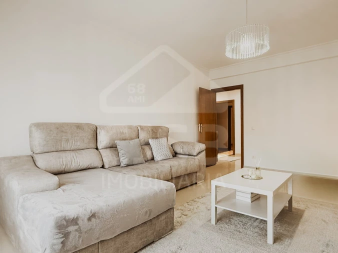 Apartamento T3 para Venda em Benavente Foto 3