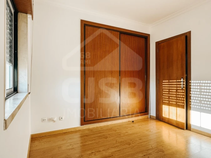 Apartamento T3 para Venda em Benavente Foto 20