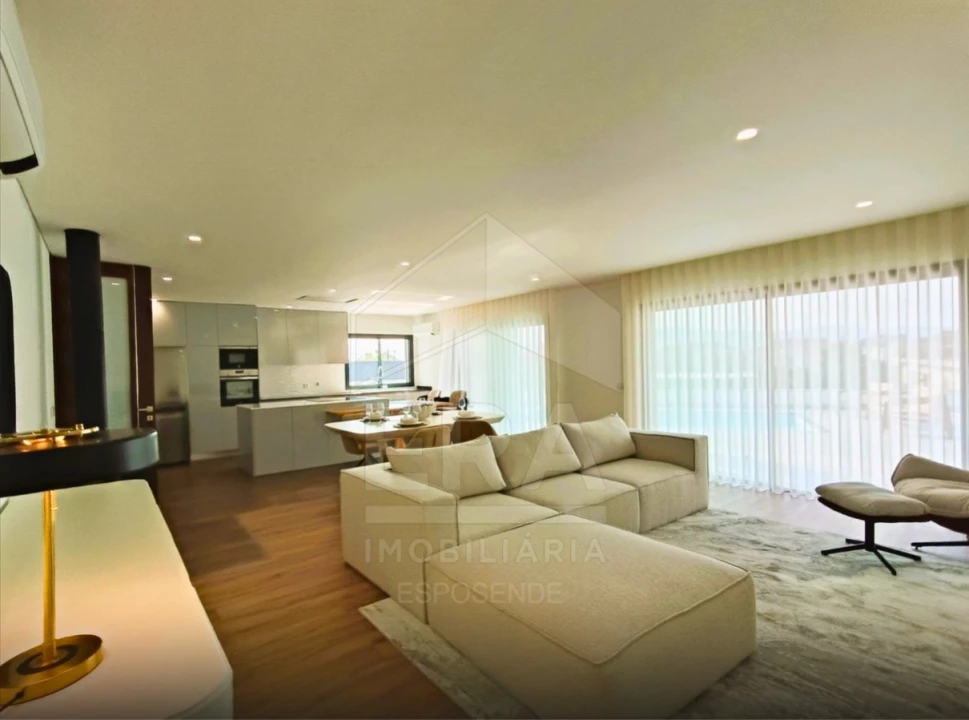 Moradia T3 para Venda em Vila de Punhe Foto 12