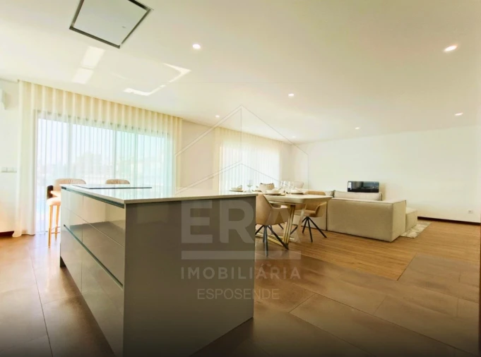 Moradia T3 para Venda em Vila de Punhe Foto 9