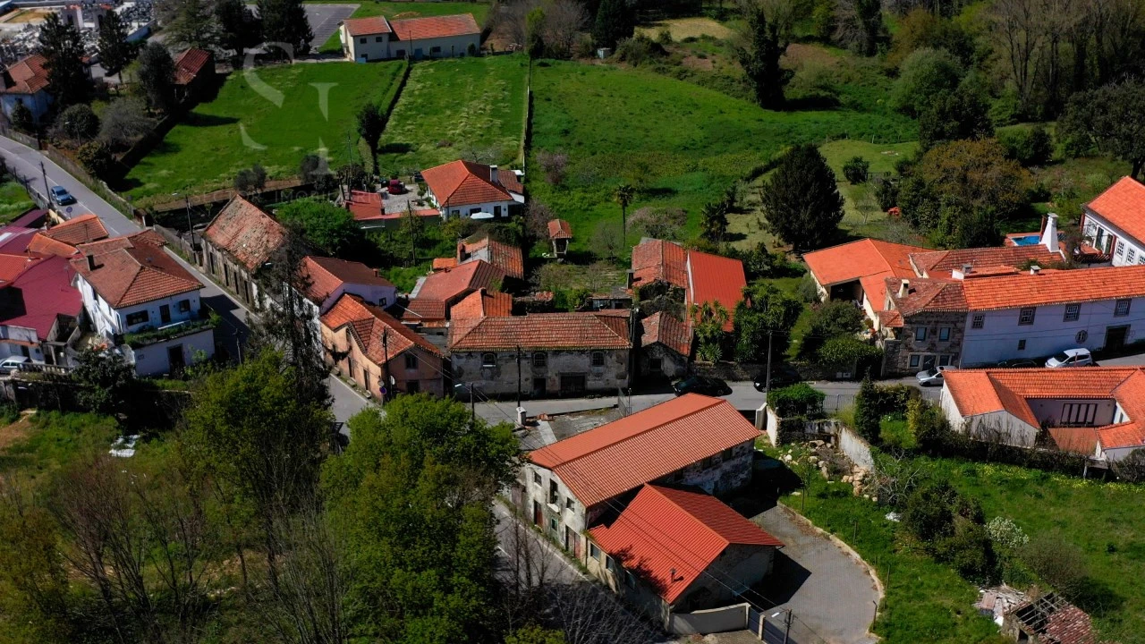 Moradia T4 para Venda em Macieira de Sarnes Foto 5