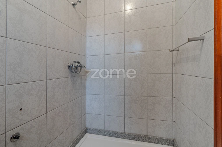 Moradia T2 para Venda em Fornelo e Vairão Foto 9