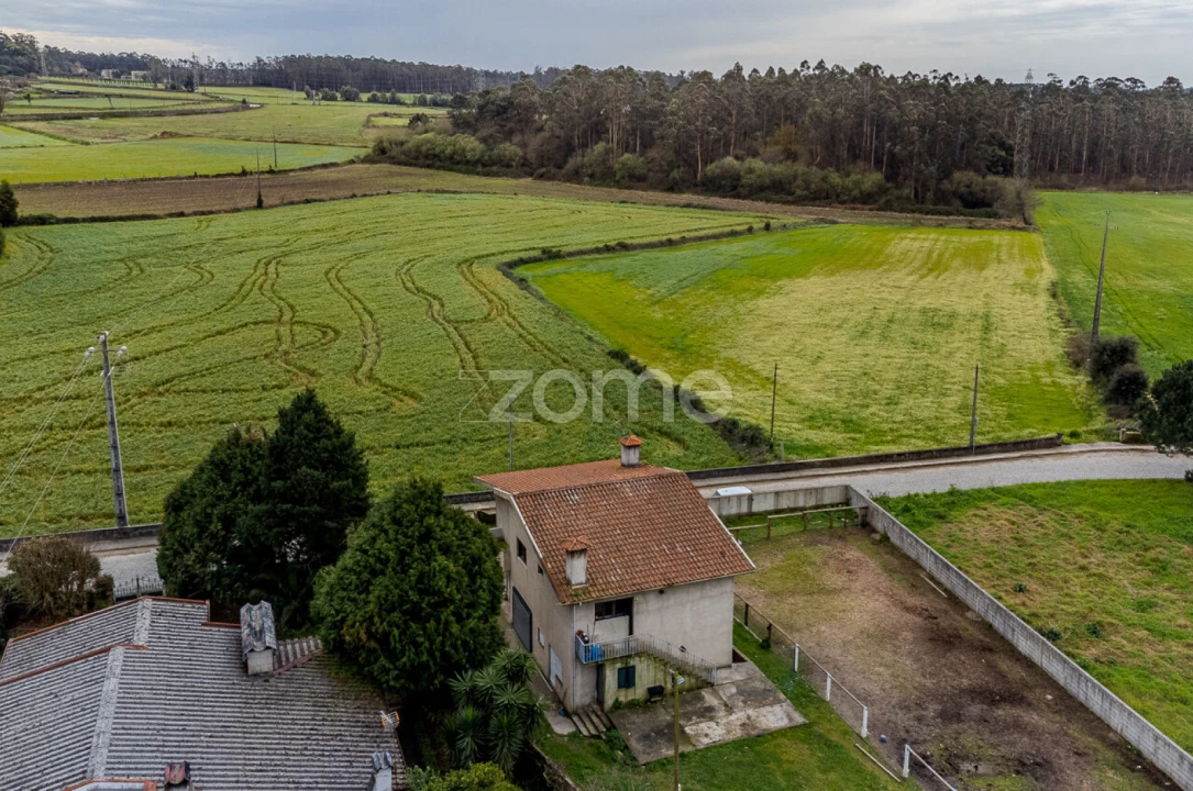 Moradia T2 para Venda em Fornelo e Vairão Foto 31