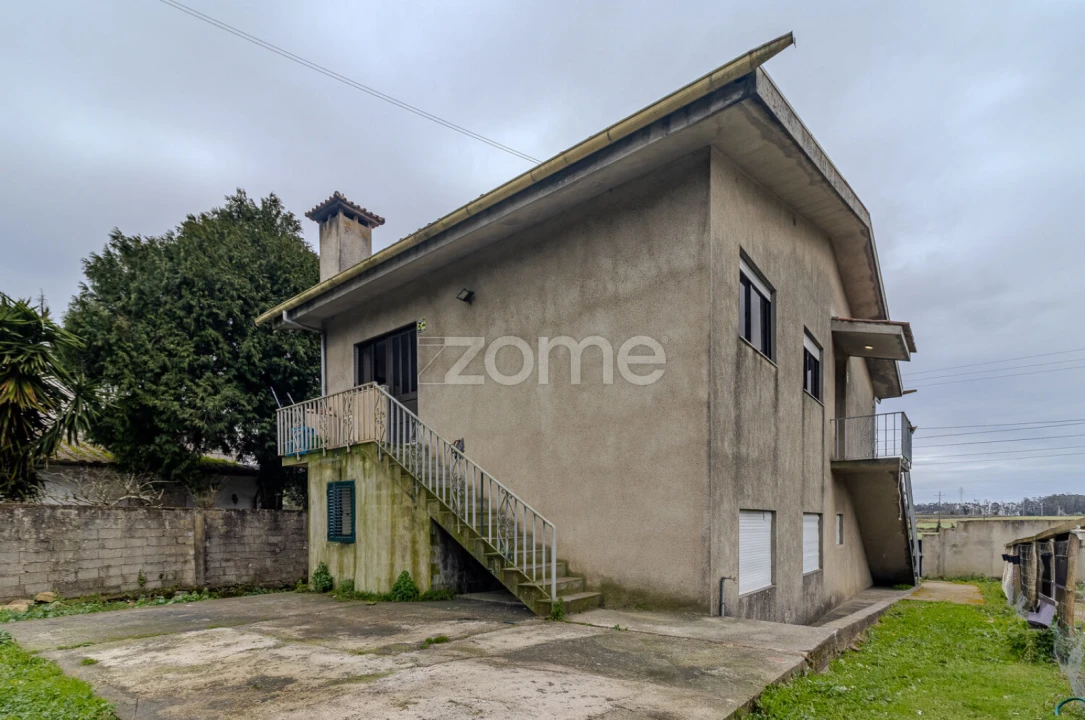 Moradia T2 para Venda em Fornelo e Vairão Foto 23