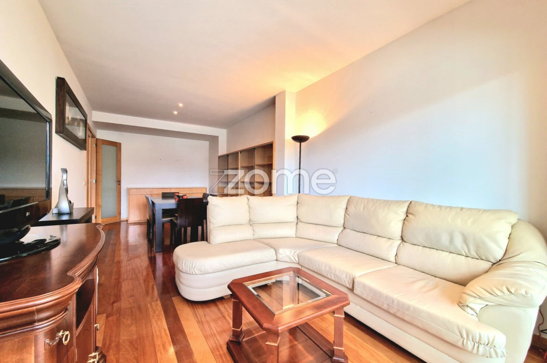 Apartamento T3 para Arrendamento em Braga (São José de São Lázaro e São João do Souto) Foto 27