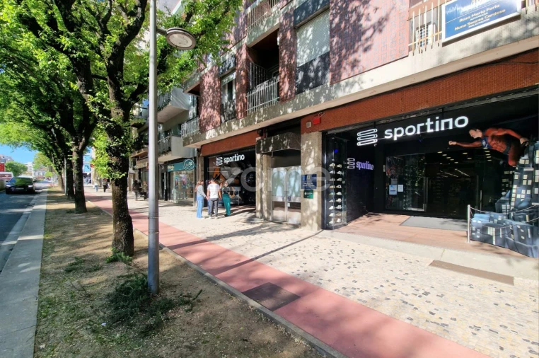 Apartamento T3 para Arrendamento em Braga (São José de São Lázaro e São João do Souto) Foto 3