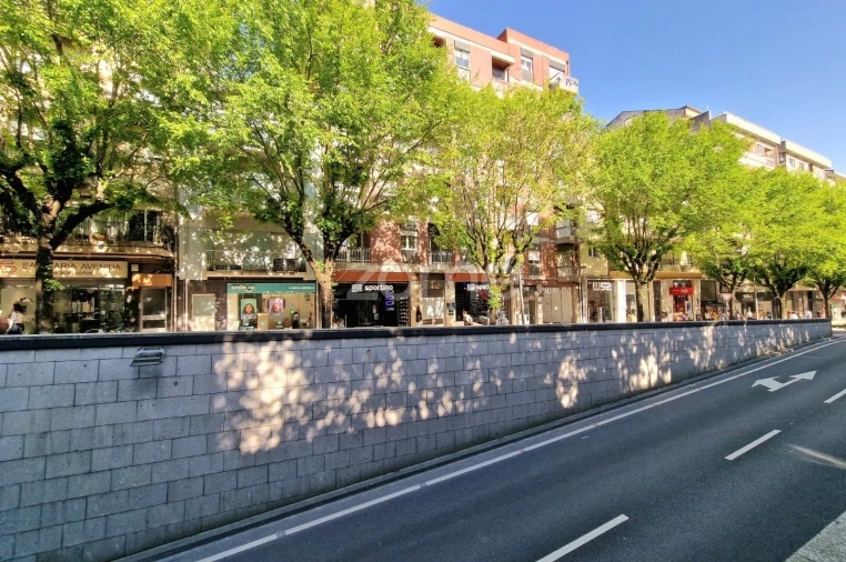 Apartamento T3 para Arrendamento em Braga (São José de São Lázaro e São João do Souto) Foto 31